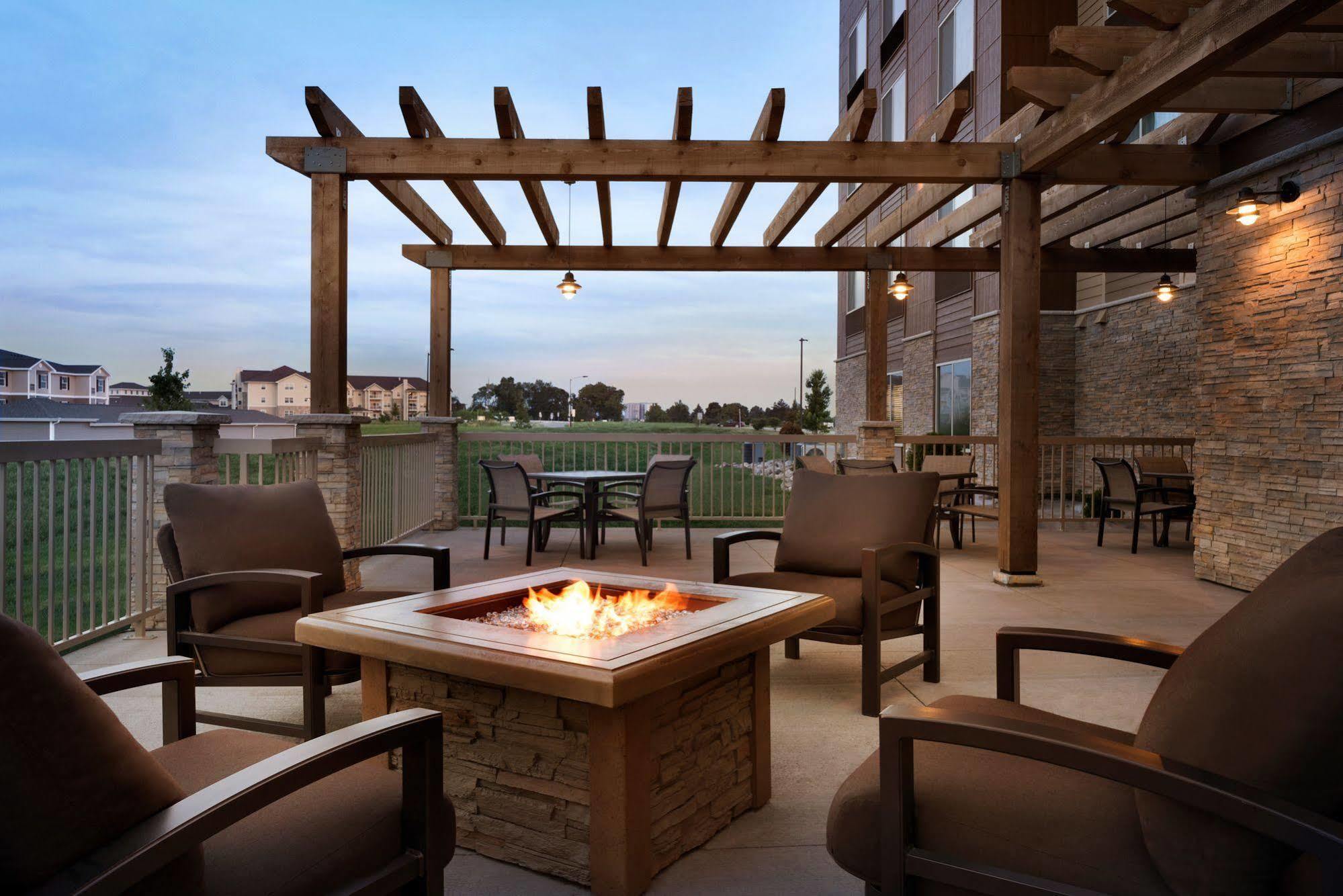 Country Inn & Suites By Radisson, Indianola, Ia Zewnętrze zdjęcie