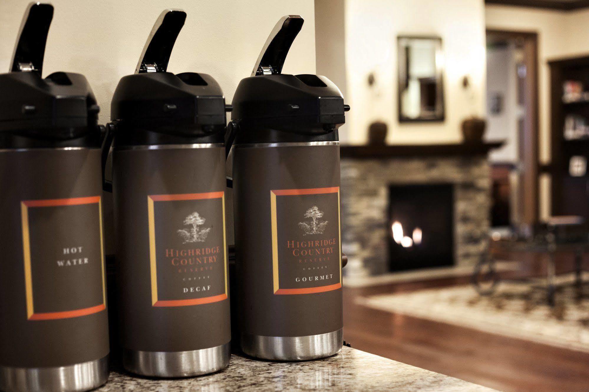 Country Inn & Suites By Radisson, Indianola, Ia Zewnętrze zdjęcie